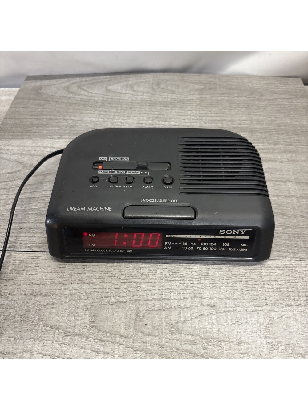 Vintage Sony Dream Machine ICF-C25 - Picture 2 of 9